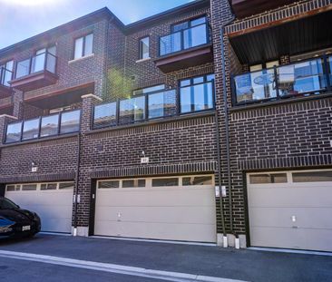 For Lease - 41 Steamboat Way, Whitby, Ontario - Photo 4