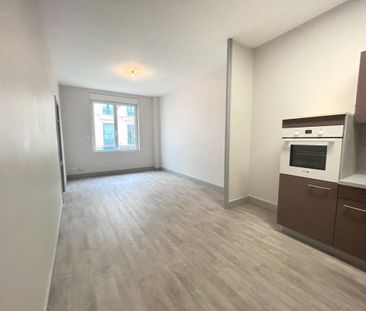 Location Appartement 3 pièces 60m² LE COTEAU 42120 - Photo 3