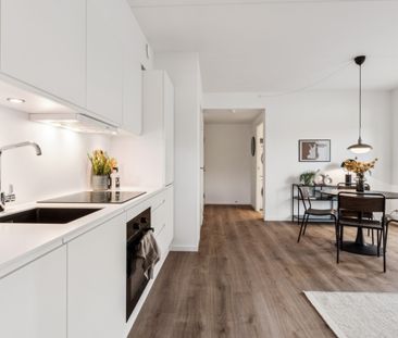 Skøn og lækker 2-værelses lejlighed med altan - Photo 6