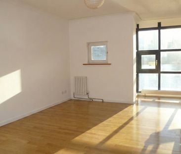 2 Bed Flat, Lawrence Wharf, SE16 - Photo 3