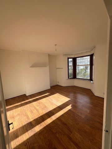 2 Bed Flat, Grove Green Road, E11 - Photo 4