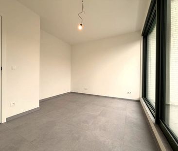 Appartement te huur - foto 1