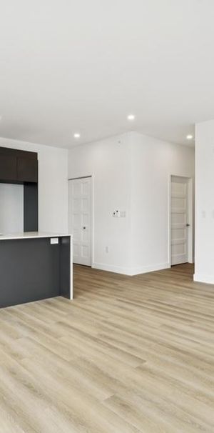 Beaux 3 1/2 ou 4 1/2 au centre-ville, Valleyfield ! SEPTEMBRE 2025 - Photo 1