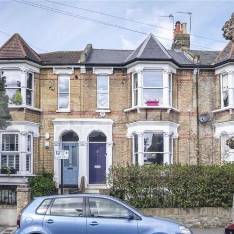 Spacious Four Double Bedroom House with Garden on Mount Pleasant Lane - Photo 2