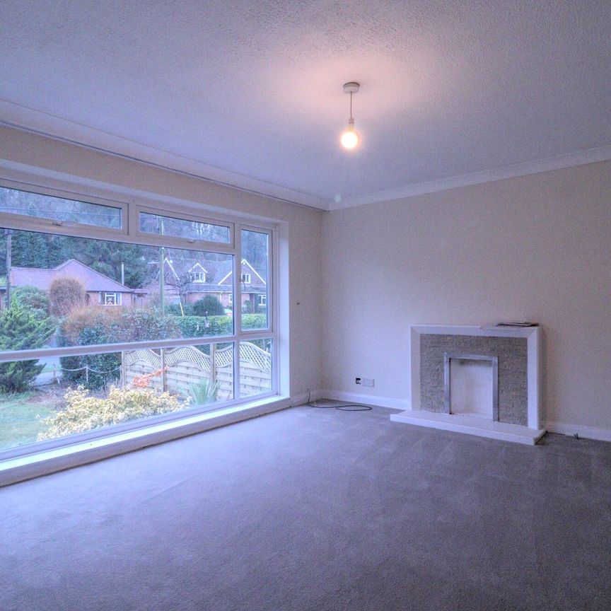 2 bedroom bungalow to rent - Photo 1