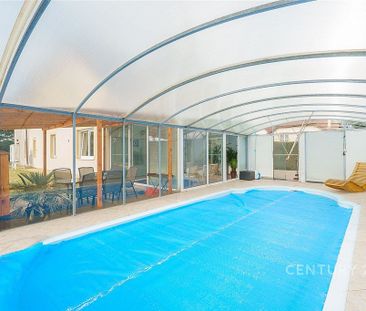 Pronájem domu 290 m² s pozemkem 896 m² - Photo 1