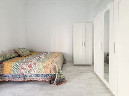 Carrer de Ramiro de Maeztu, Valencia, Valencian Community 46022 - Photo 4