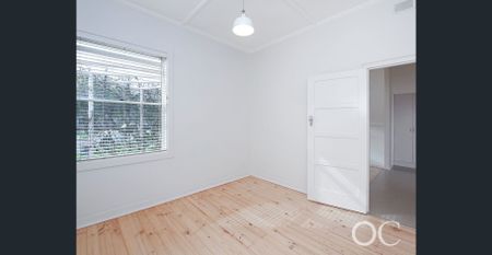 Open the Door To Light-Filled Living - Photo 4