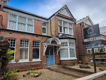 Studio to rent - Photo 5