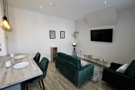 Kelsall Terrace, Hyde Park, LS6 1RD, Leeds - Photo 2