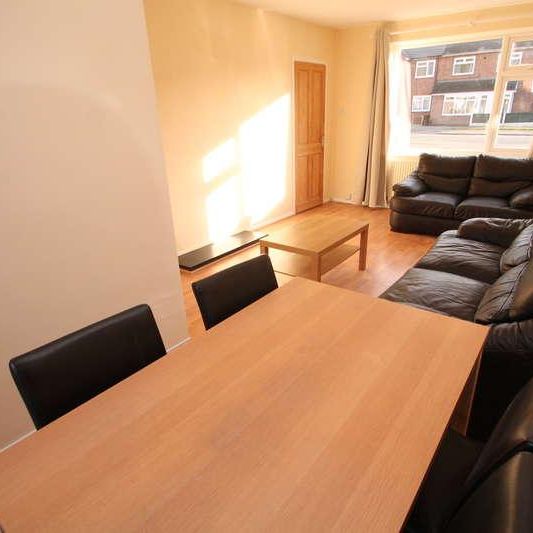 Sale Road, Northern Moor, Manchester, M23 - Photo 1