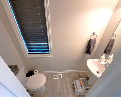 For Lease - 78 Pettitt Drive, Guelph, Ontario - Photo 1