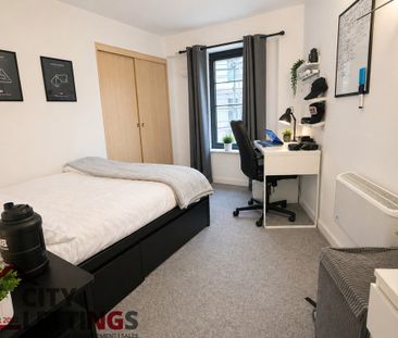 2 Bedroom Apartment - Photo 3