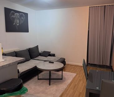 1 Bed Flat, High Road, E15 - Photo 1