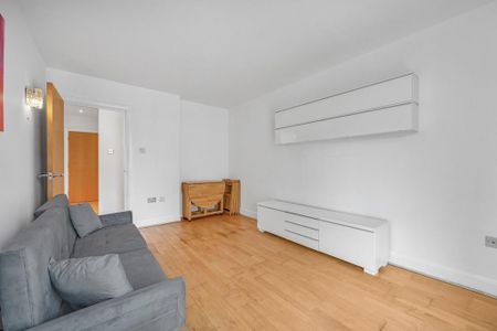 1 bedroom flat to rent - Photo 3