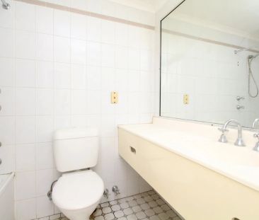 Refreshed Studio Retreat – Settle In Instantly - Photo 1