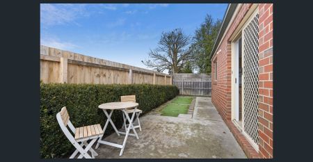 Spacious and Conveniently Located Three-Bedroom Home - Photo 3