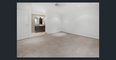 Family Home Near Cannonvale State School - Photo 4