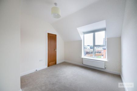 4 bedroom terraced house to rent - Photo 3
