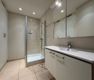 Gelijkvloers 2-slaapkamerappartement in Stasegem - Foto 1