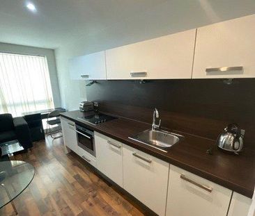 Studio to rent - Photo 3