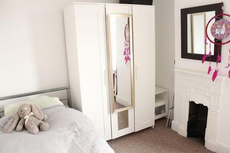 7 bedroom house share to rent - Photo 4