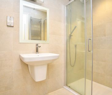 Victoria Avenue, Harrogate - Photo 2