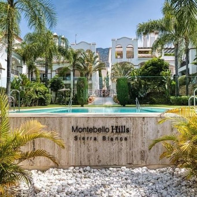 Luxury Apartment for rent in The Golden Mile, Spain - Photo 1