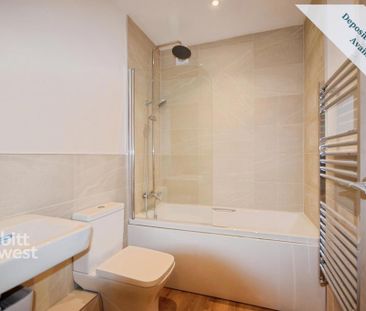 2 bedroom ground floor flat to rent - Photo 1