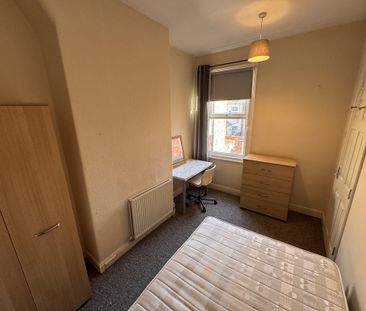 Garth Terrace, Burton Stone Lane - P10897 - Photo 5