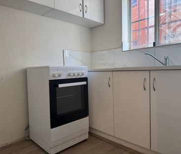 Rare Ground-Floor Unit Located in Cabramatta! - Photo 1