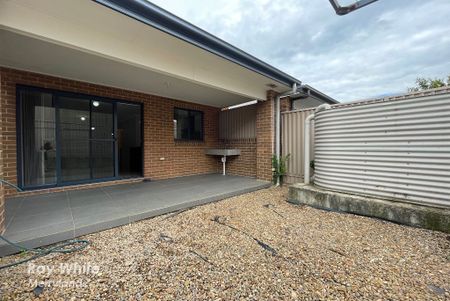 Spacious Family Duplex - Photo 4