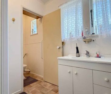 27 Glendene Avenue - Photo 5