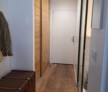 Location Appartement 1 pièce 29m² BORDEAUX 33000 - Photo 6