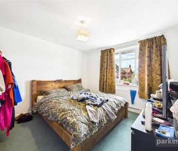 3 bedroom end of terrace house to rent - Photo 5