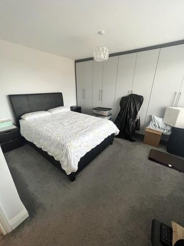 3 bedroom detached house to rent - Photo 4