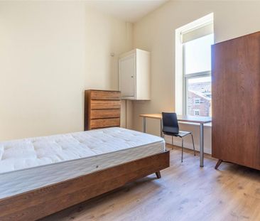 3 bedroom apartment to rent - Photo 1