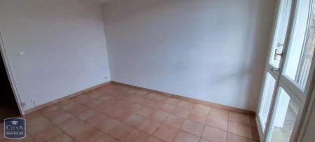 Appartement à louer 4 pièces 80.66m² - Photo 3