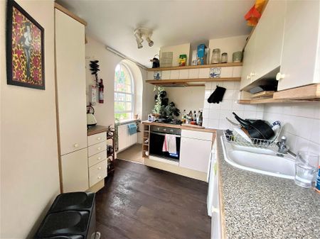 Upper East Hayes, Bath - Photo 5