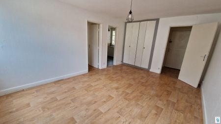 Location Appartement 3 pièces 58m² ROUEN 76000 - Photo 2