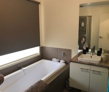 12 JACKA STREET, Wodonga, Vic 3690 - Photo 4