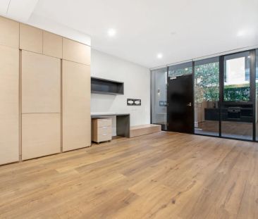 Prestige In "Ryan and Leveson" - Photo 1