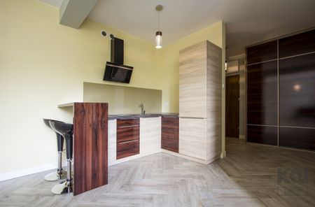 Łódź, Polesie, 6 Sierpnia - Photo 5