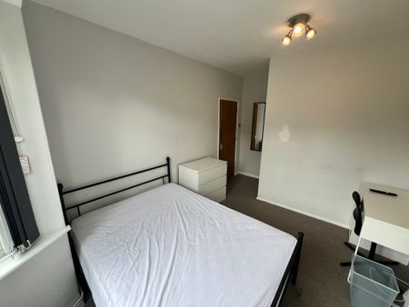 Monkton Road, Heworth - P10672 - Photo 4