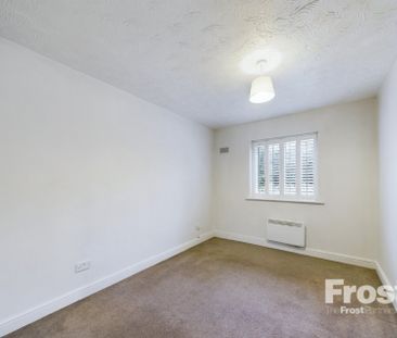 Littlebrook Avenue, Slough, Berkshire,SL2 - Photo 6