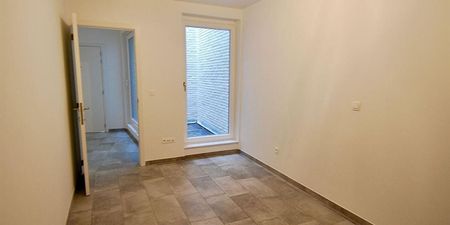 Gelijkvloers app. te huur in Maaseik voor € 670 met 1 slaapkamer - Photo 3
