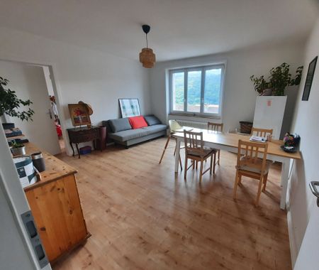 St-Imier, Beautiful 4.5 room apartment with balcony - ideally located - Photo 3