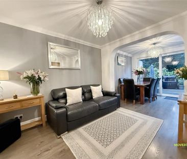 3 bedroom detached house to rent - Photo 2