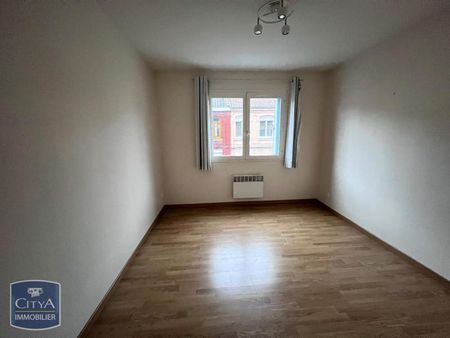 Location Appartement 4 pièces 80m² LILLE 59000 - Photo 3