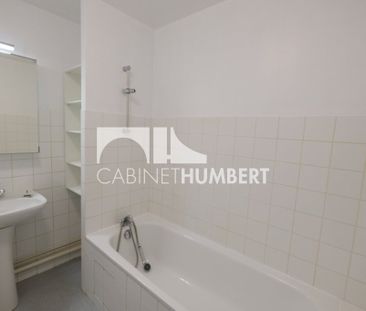 Location Appartement 3 pièces 70m² ST ETIENNE 42000 - Photo 4